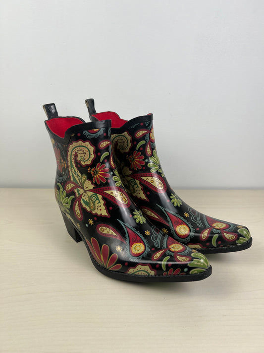 Boots Rain By Corkys  Size: 9