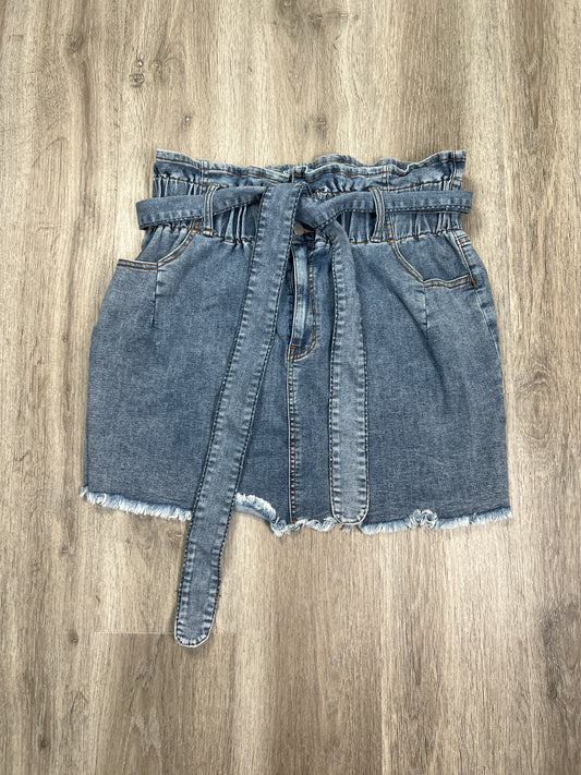 Skirt Mini & Short By  A BEAUTIFUL SOUL Size: Xl