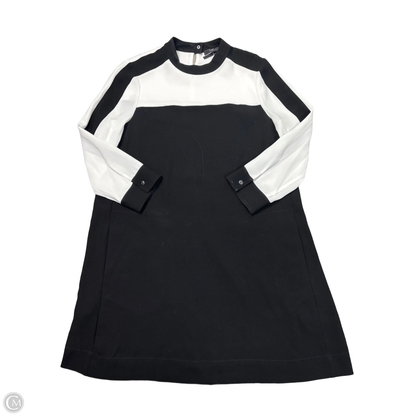 Dress Casual Short By Bcbgmaxazria In Black & White, Size: S