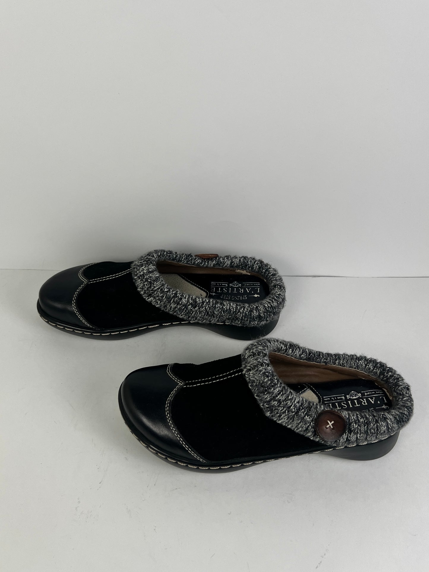 Shoes Flats By lartiste  Size: 6
