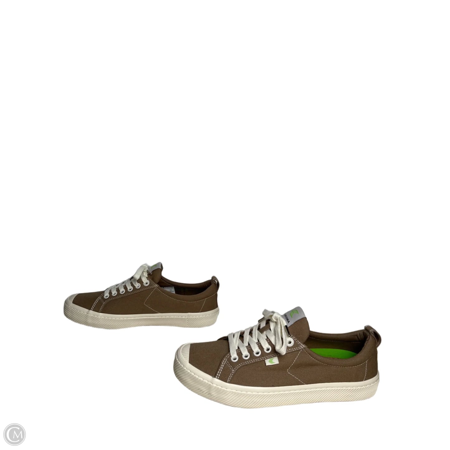 Shoes Sneakers By Cariuma In Green, Size: 11