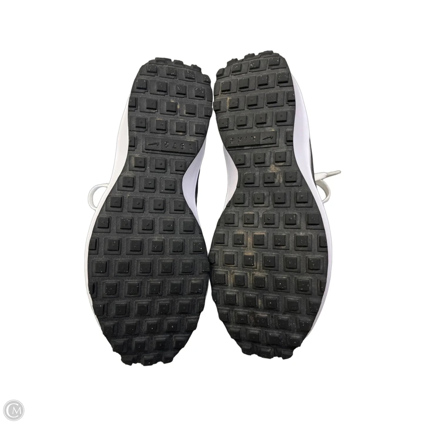 Shoes Sneakers By Nike In Black & Cream, Size: 7.5