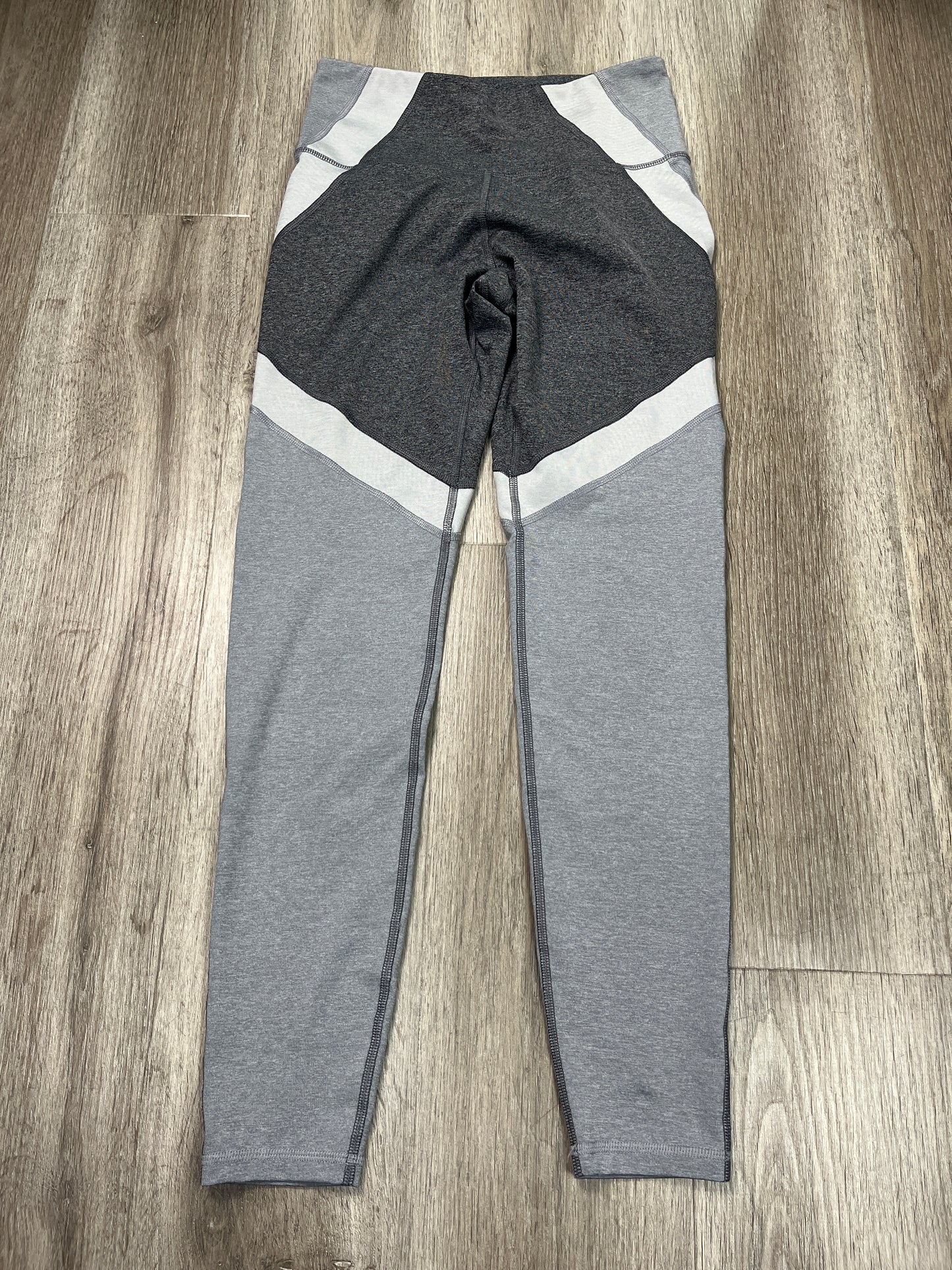 Athletic Leggings By Old Navy In Grey, Size:M