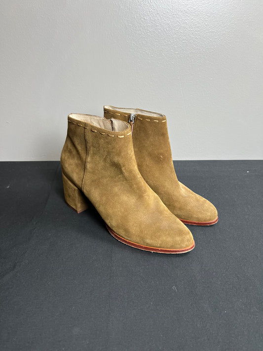Boots Ankle Heels By Matt Bernson  Size: 9