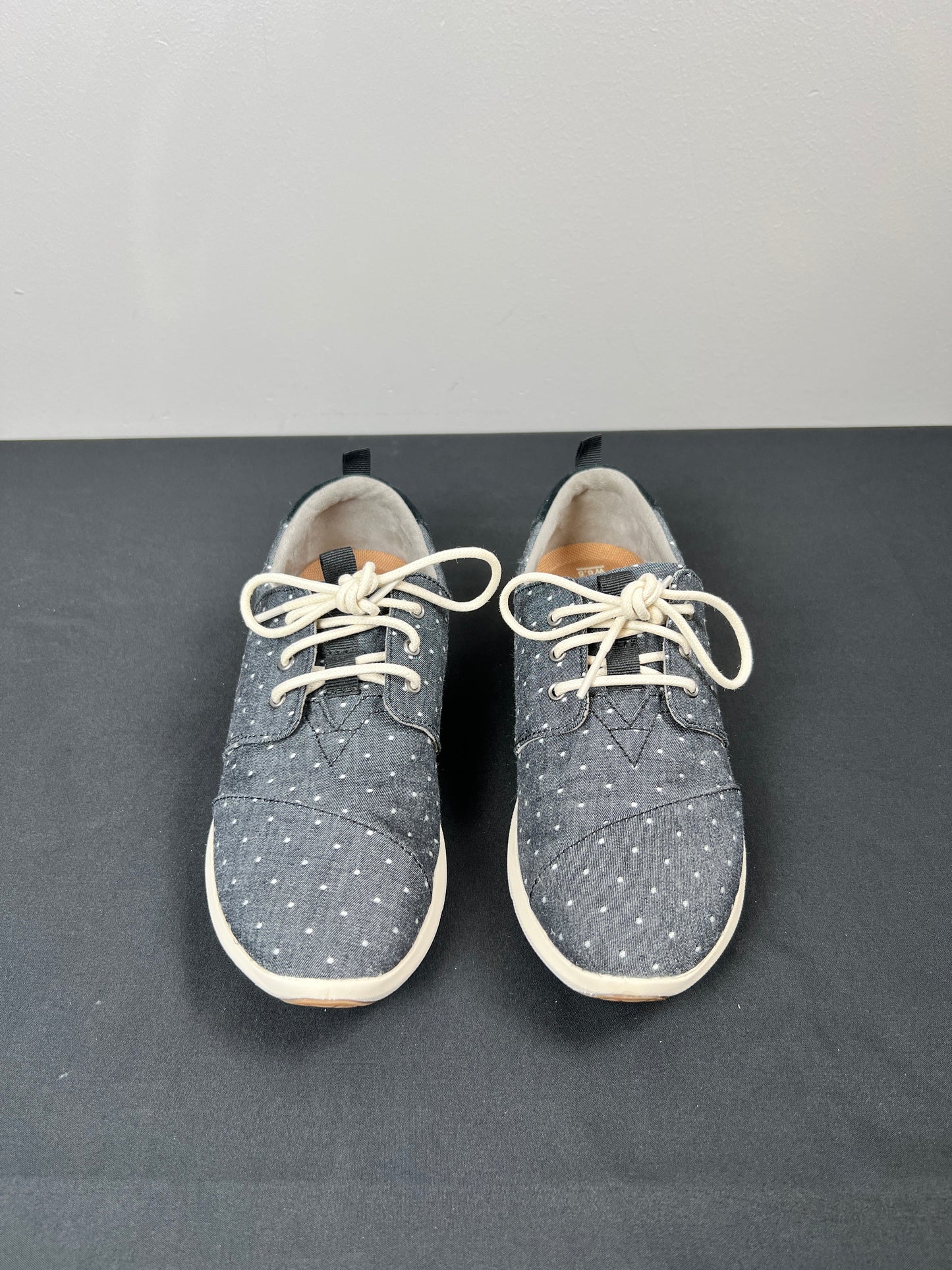 Shoes Flats Oxfords & Loafers By Toms  Size: 6.5