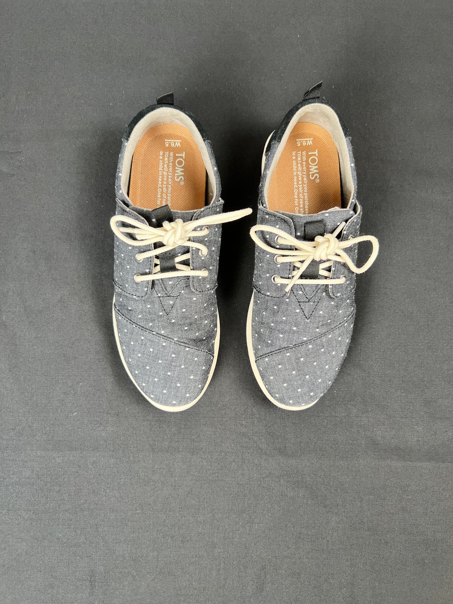 Shoes Flats Oxfords & Loafers By Toms  Size: 6.5