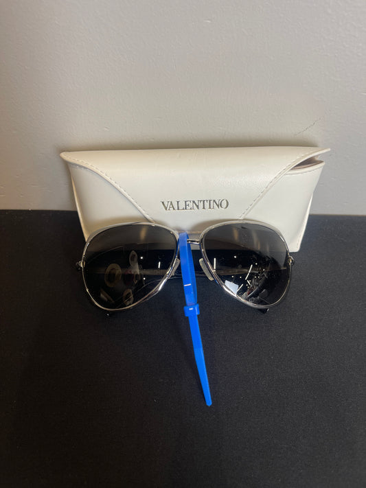 Sunglasses Luxury Designer By Valentino