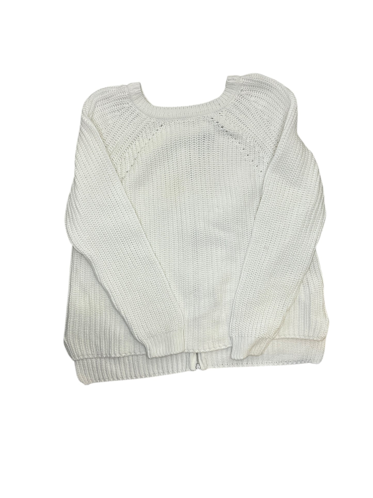 Sweater By 525 America In White, Size:M