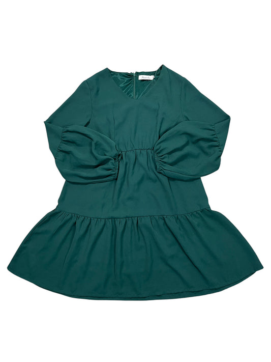 Dress Casual Short By Cmf In Green, Size:M