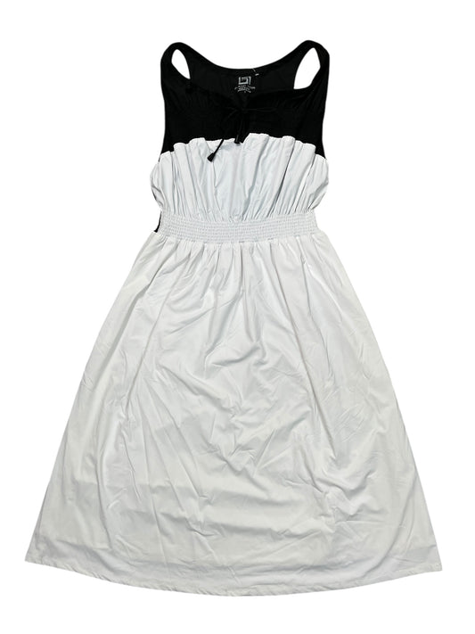 Swimwear Cover-Up By Clothes Mentor In Black & White, Size:S