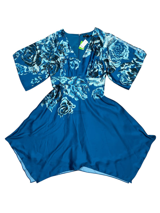 Dress Casual Short By White House Black Market In Blue, Size:S