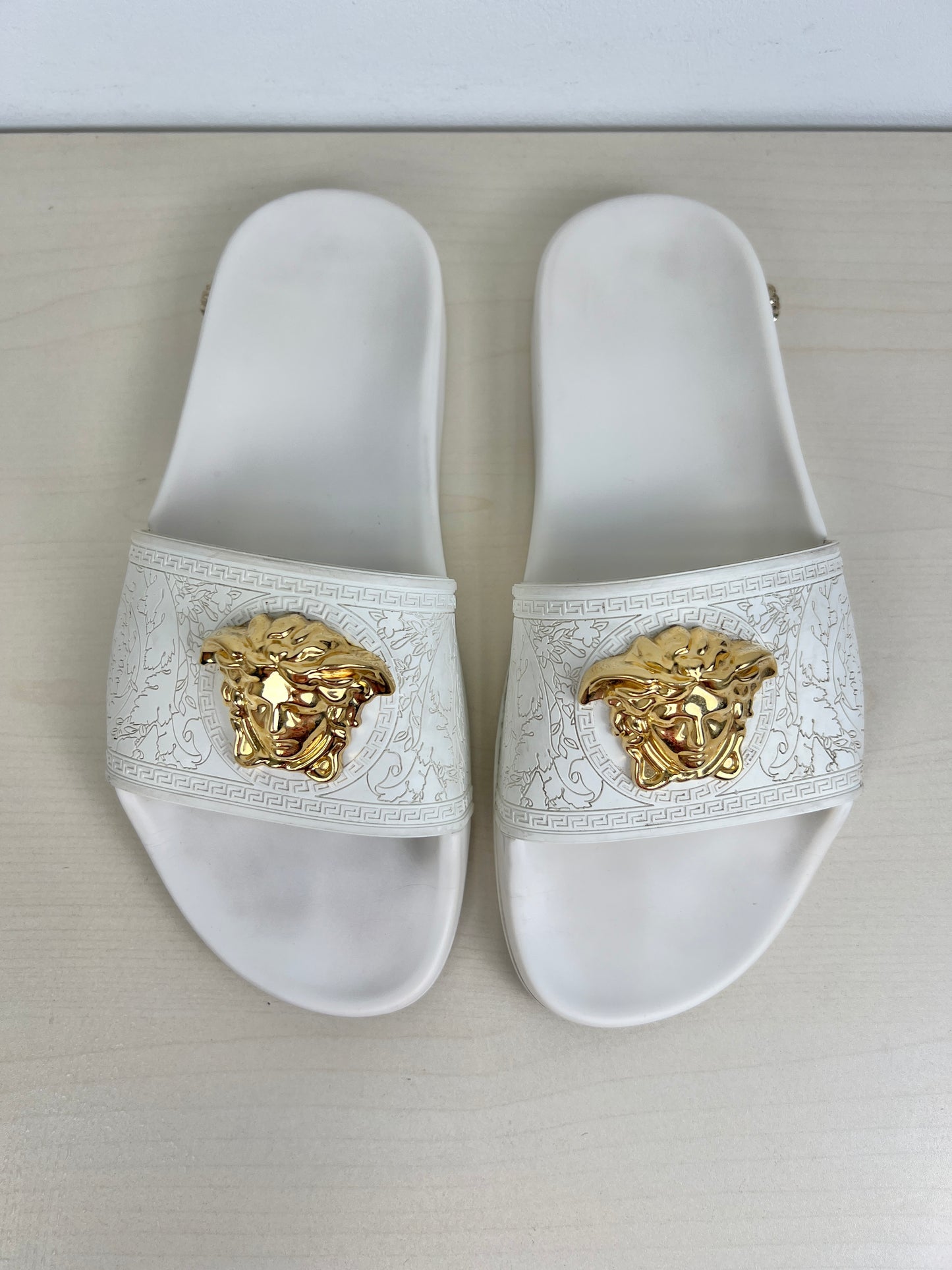 White Sandals Luxury Designer Versace, Size 6