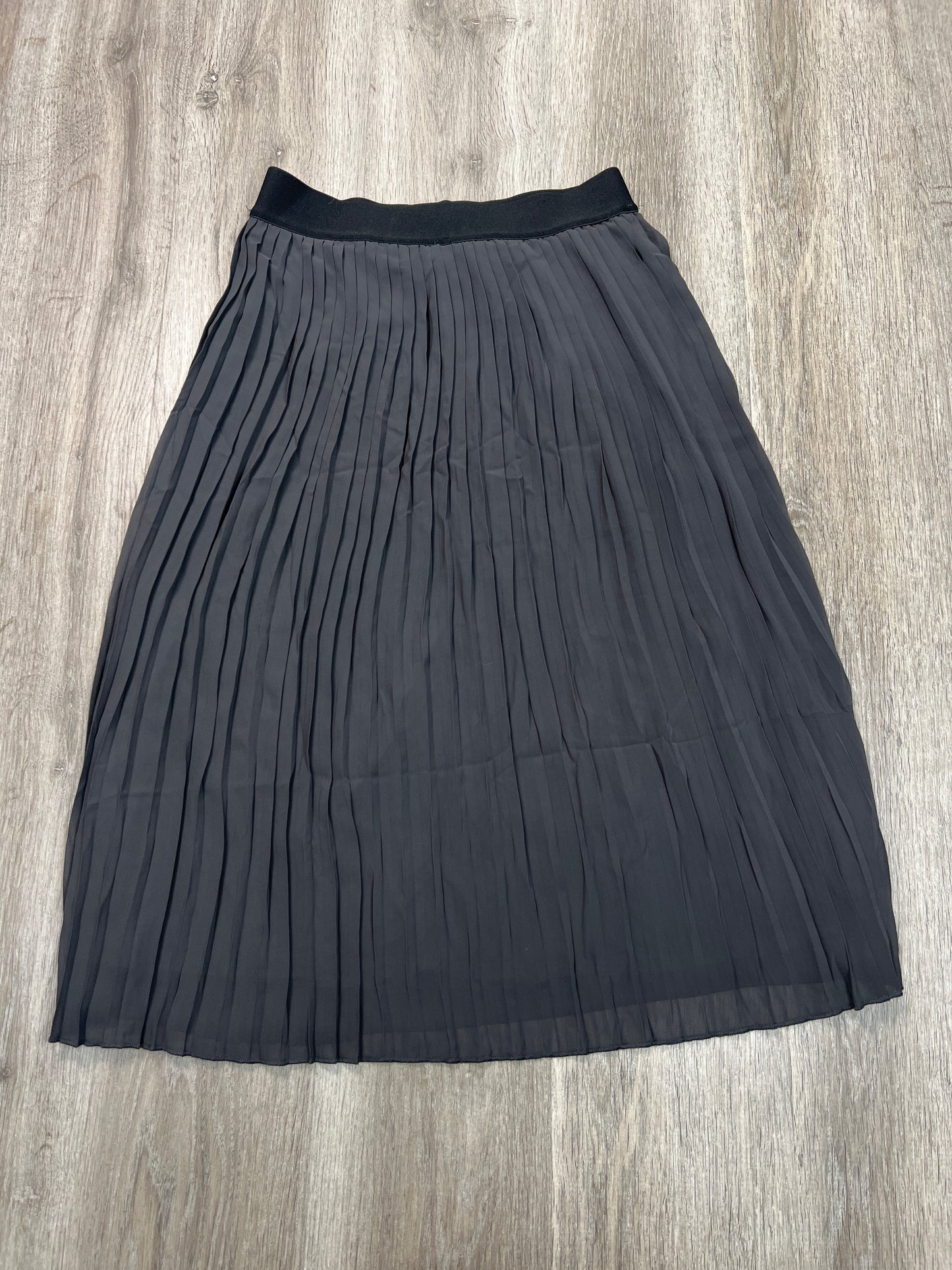 Skirt Midi By Zenana Outfitters In Grey, Size: M