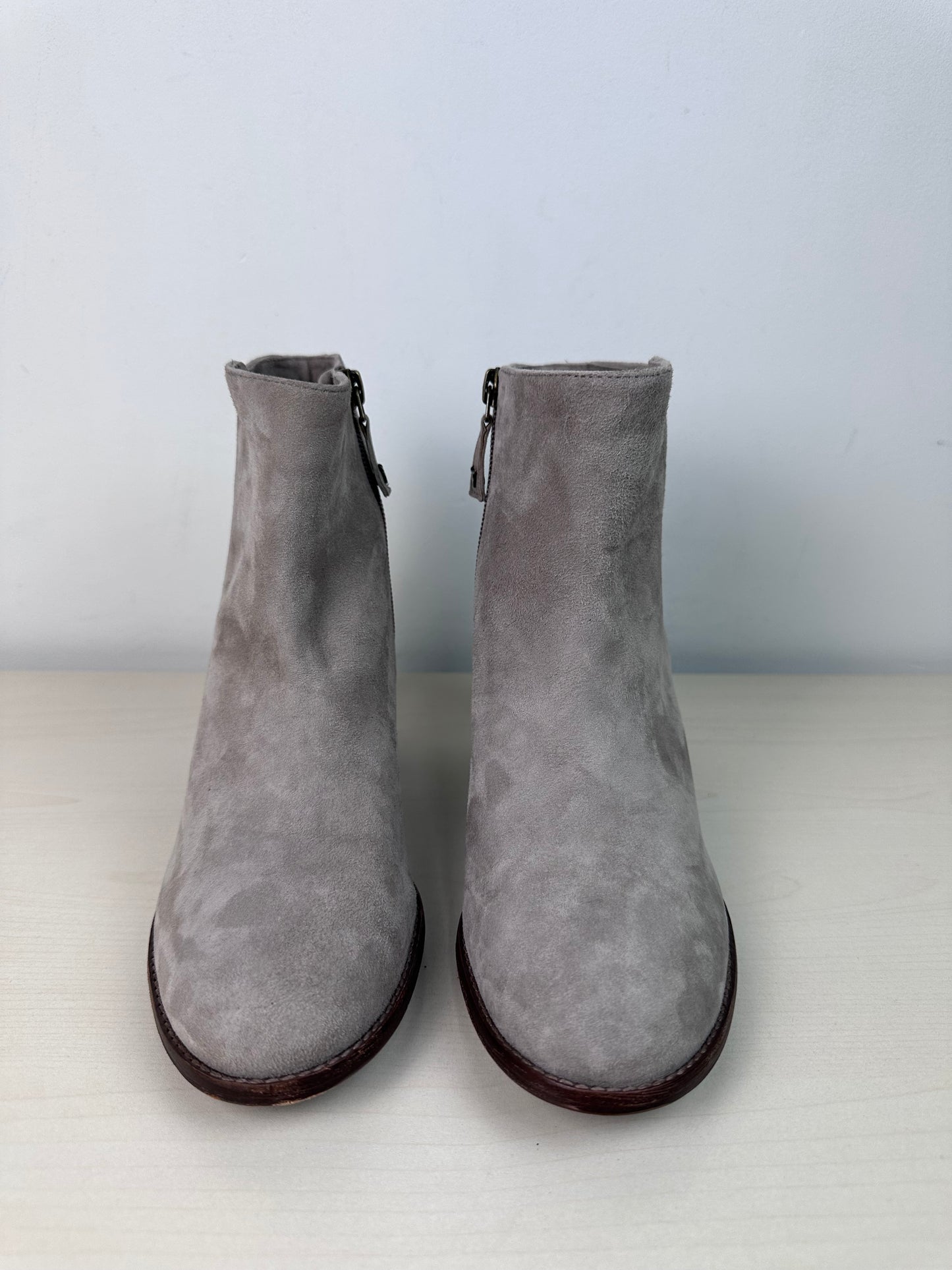 Boots Ankle Heels By Cma In Grey, Size: 8.5