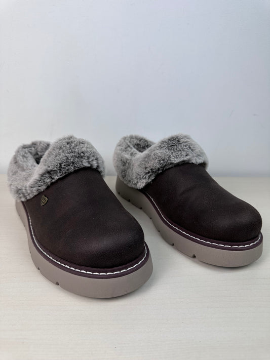 Slippers By Bobs In Brown