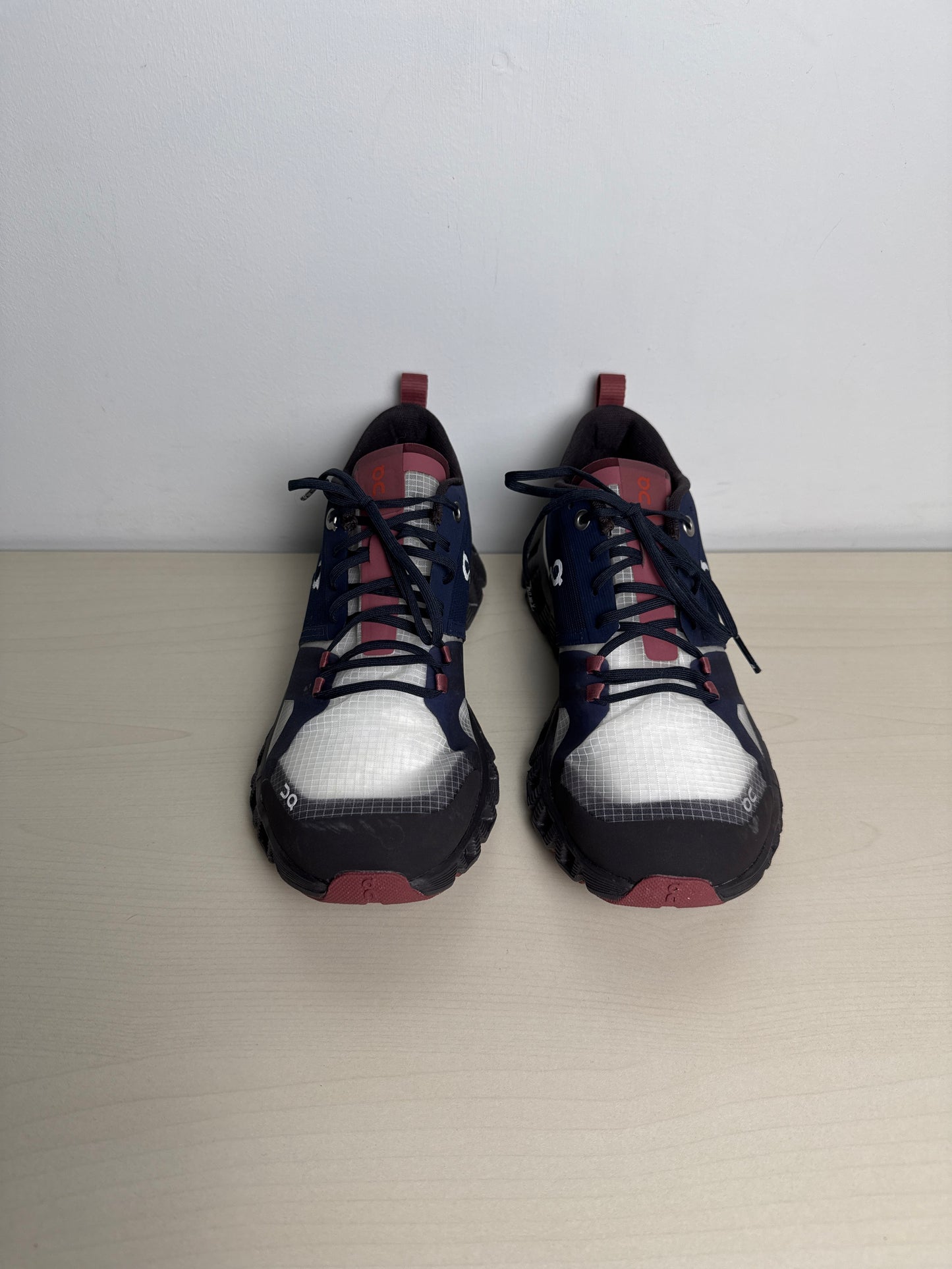 Shoes Athletic By On In Blue & Pink, Size: 6.5