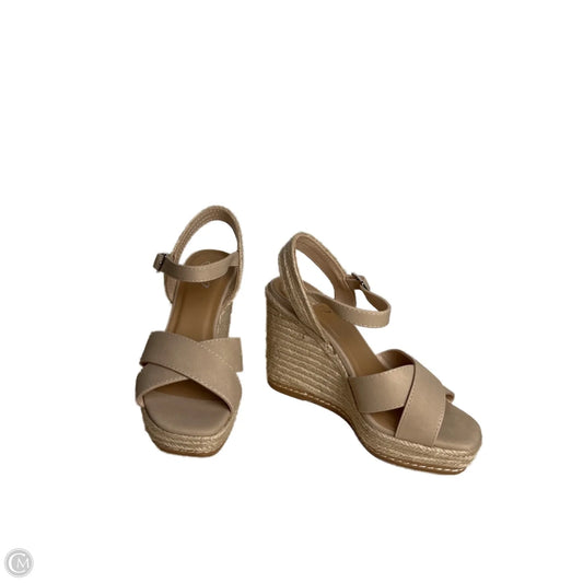 Sandals Heels Platform By Clothes Mentor In Tan, Size: 7.5