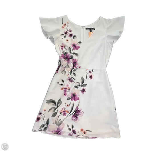Dress Casual Short By White House Black Market In White, Size: S
