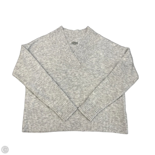 Sweater By Clothes Mentor In Grey, Size: M