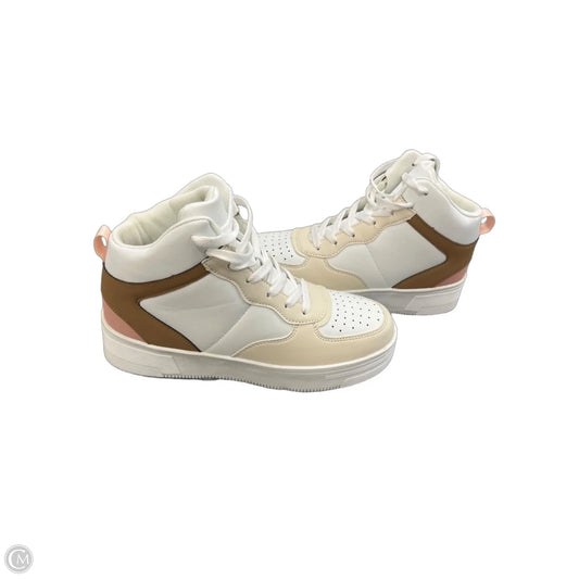 Shoes Sneakers By Berness In Cream & White, Size: 9