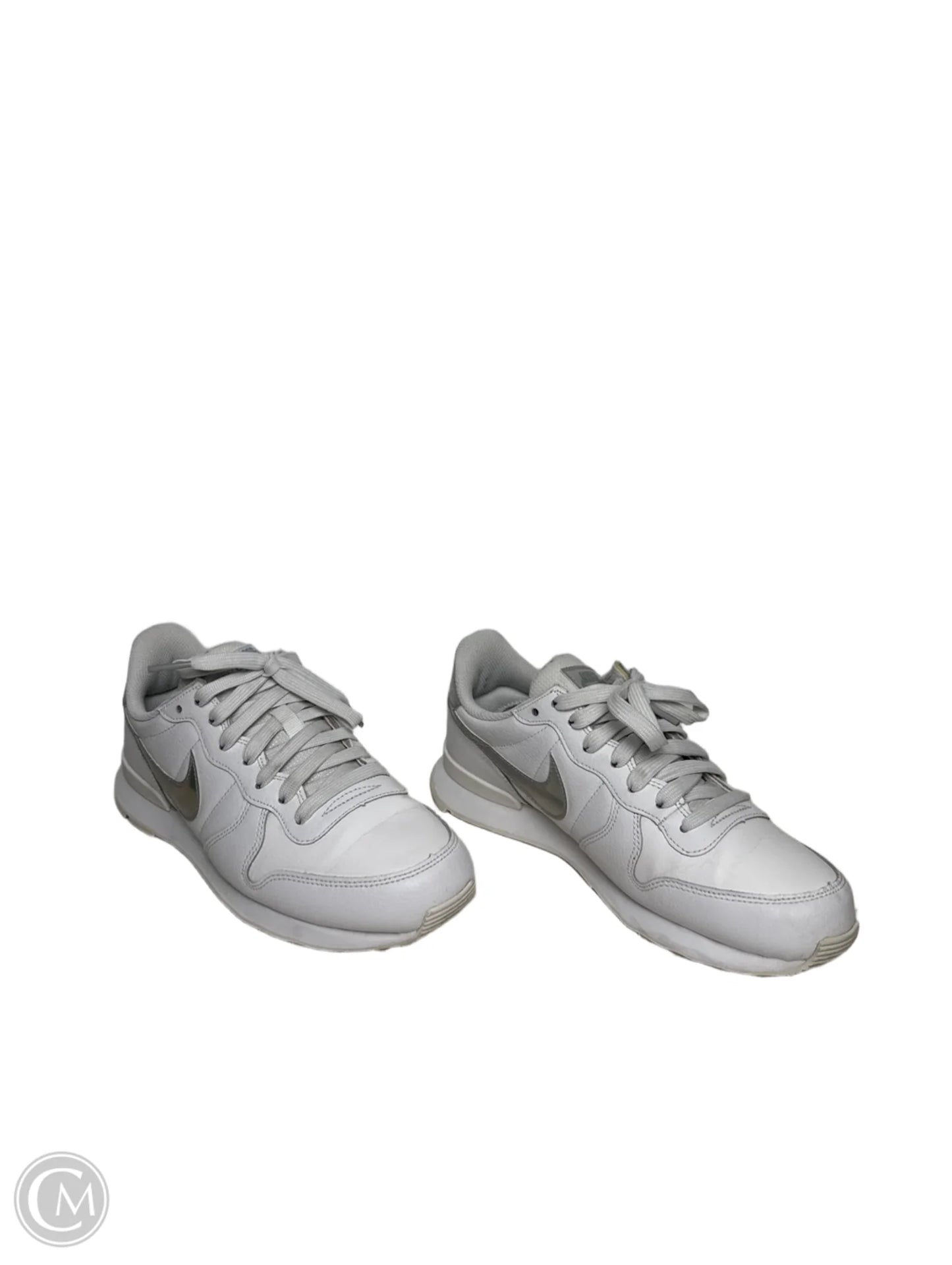 Shoes Sneakers By Nike In White, Size: 7.5