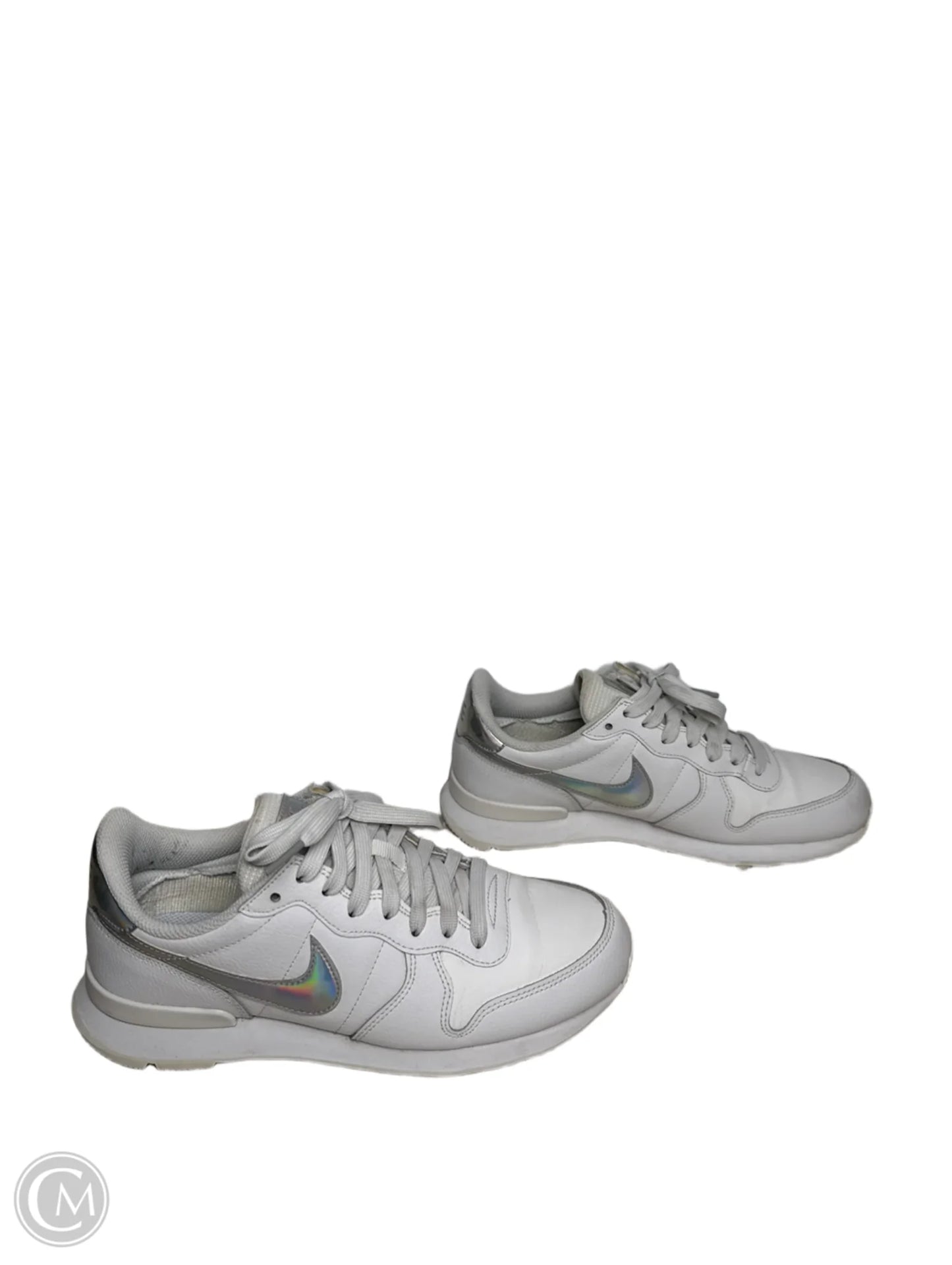 Shoes Sneakers By Nike In White, Size: 7.5