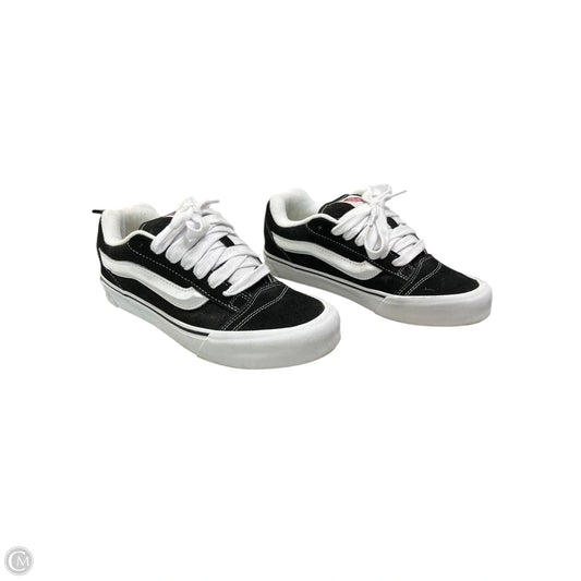 Shoes Sneakers By Vans In Black & White, Size: 9