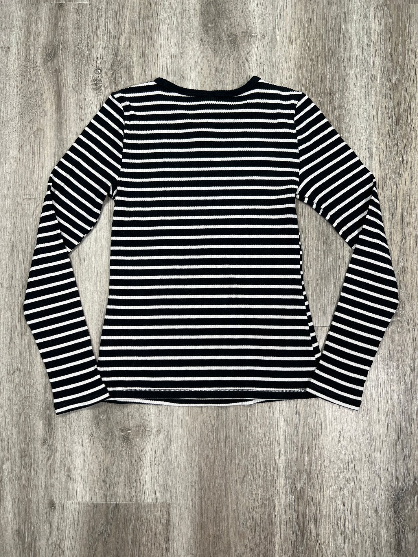 Striped Pattern Top Long Sleeve Basic Old Navy , Size M