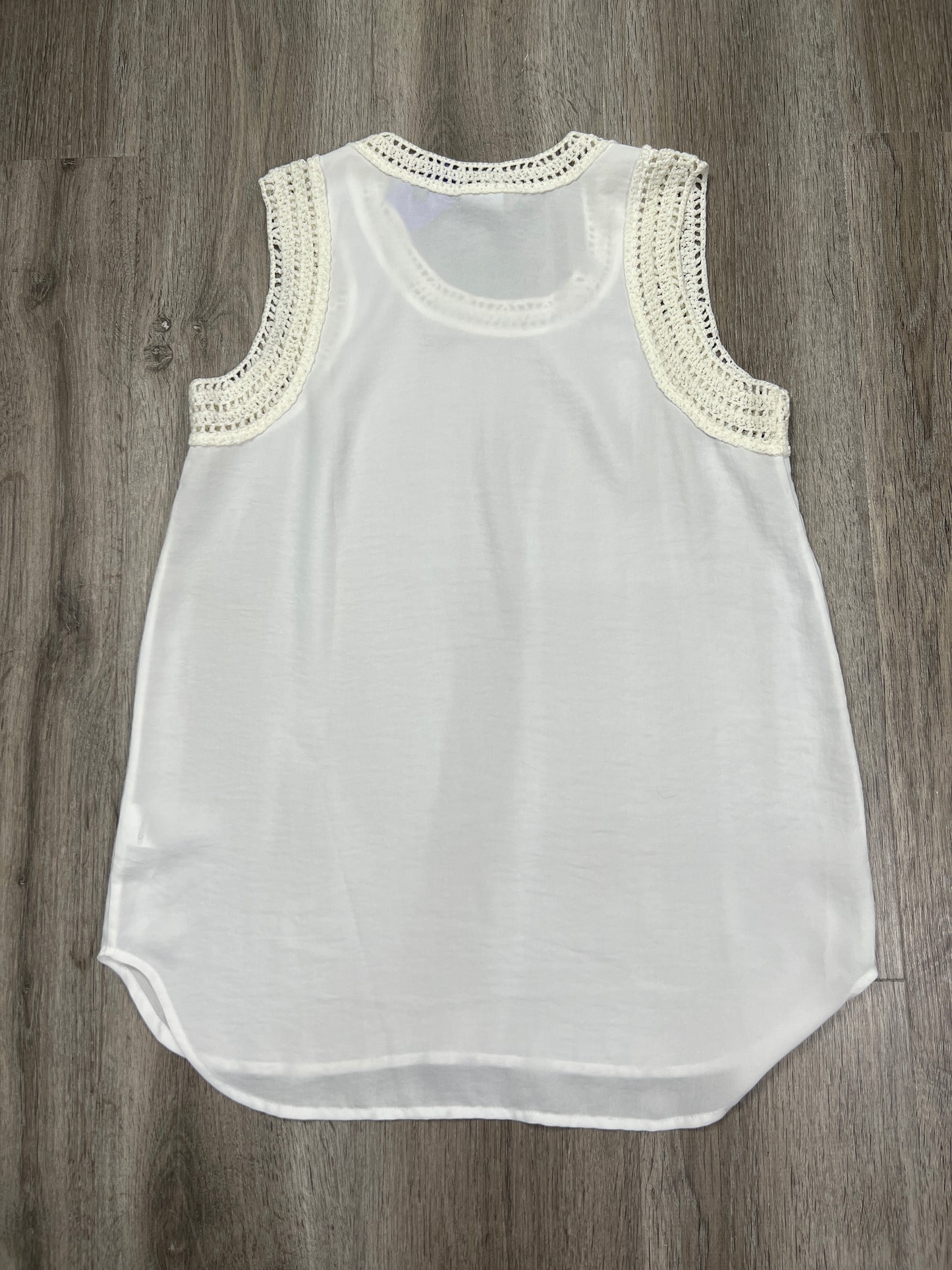 Cream Blouse Sleeveless Cabi, Size Xs