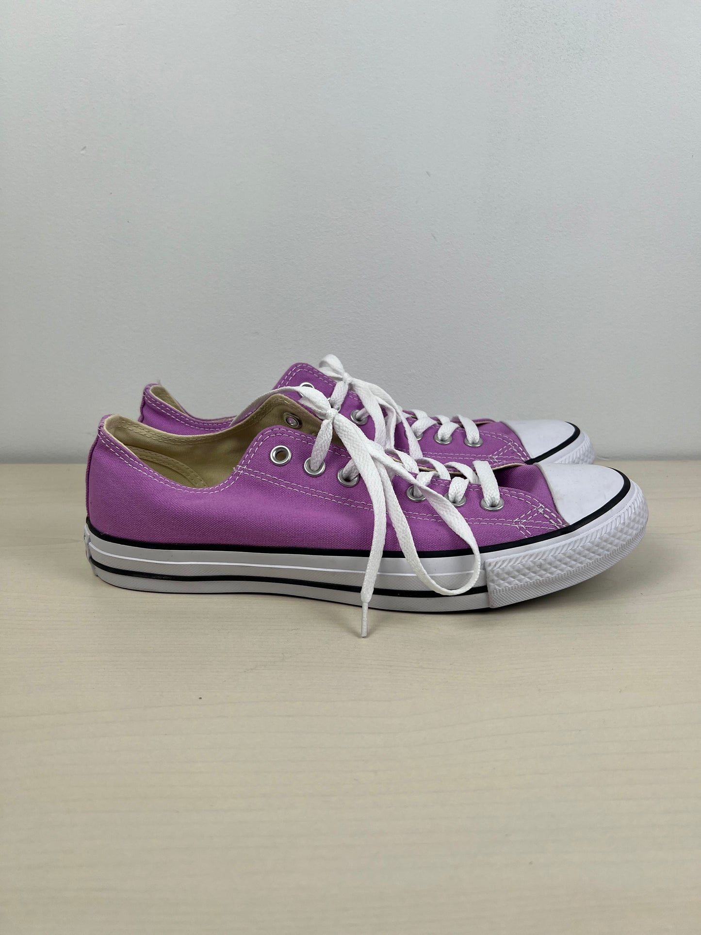 Shoes Sneakers By Converse  Size: 10.5