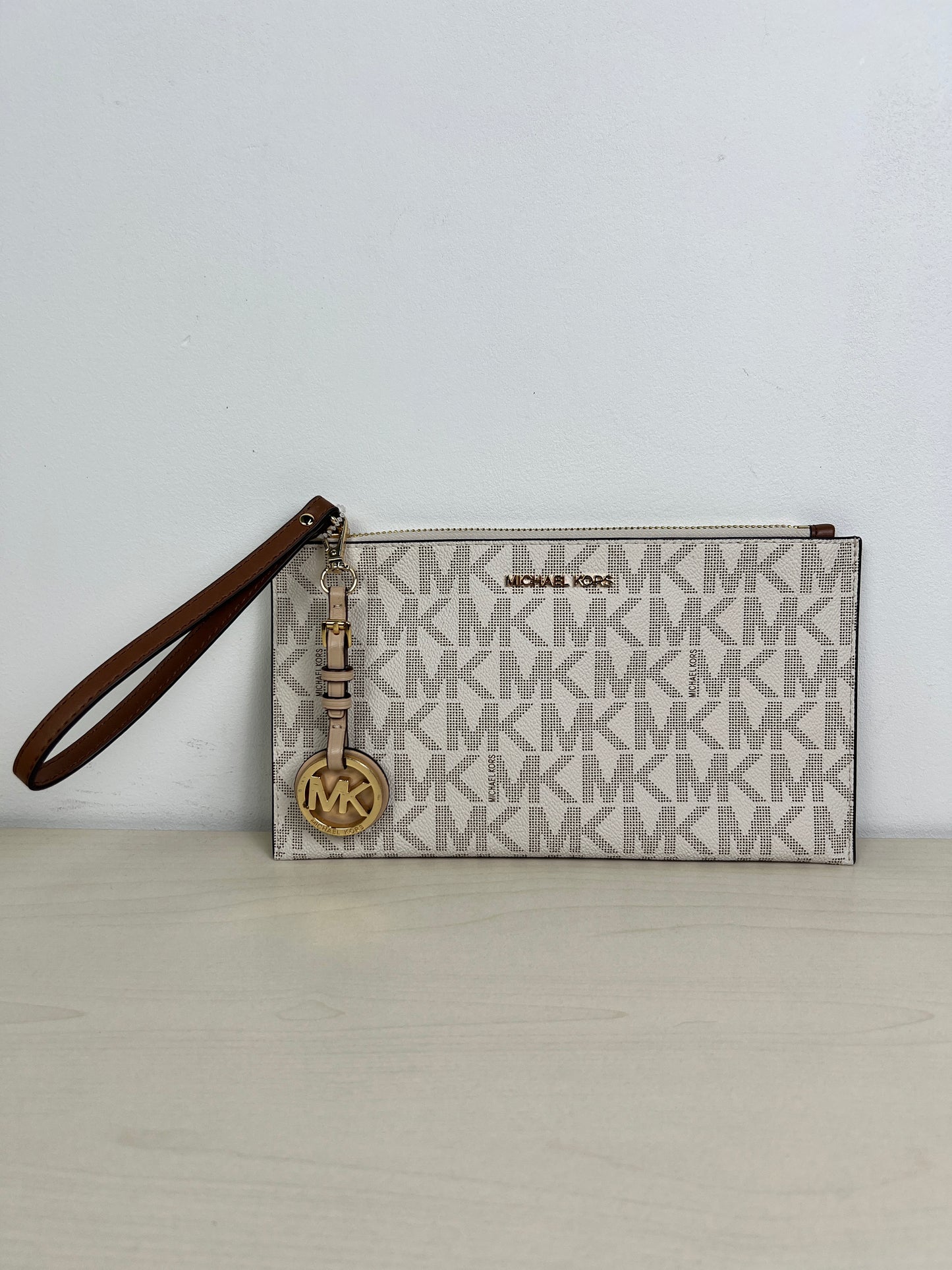 Clutch Designer Michael By Michael Kors, Size Medium