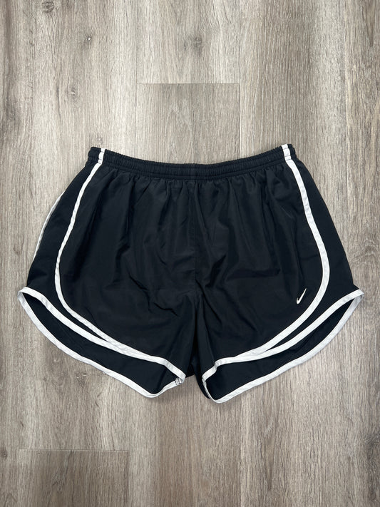 Black & White Athletic Shorts Nike Apparel, Size L