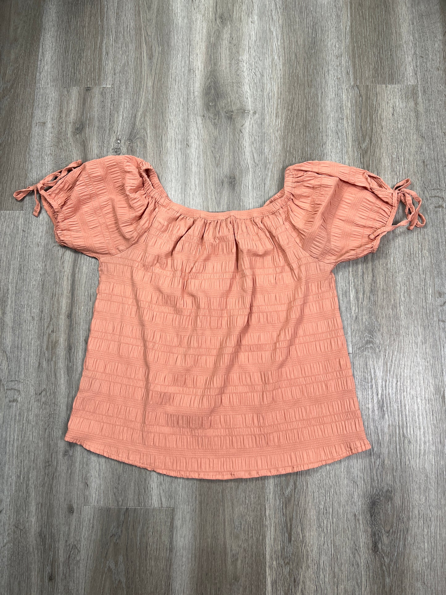 Blouse Short Sleeve By Clothes Mentor In Peach, Size: Xl