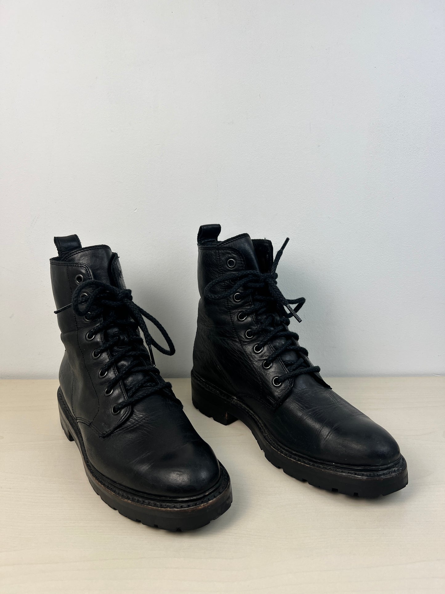 Boots Leather By Frye In Black, Size: 7