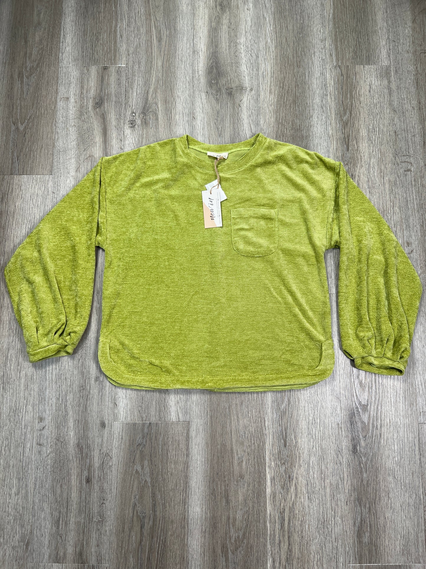 Top Long Sleeve By Cmc In Green, Size: L