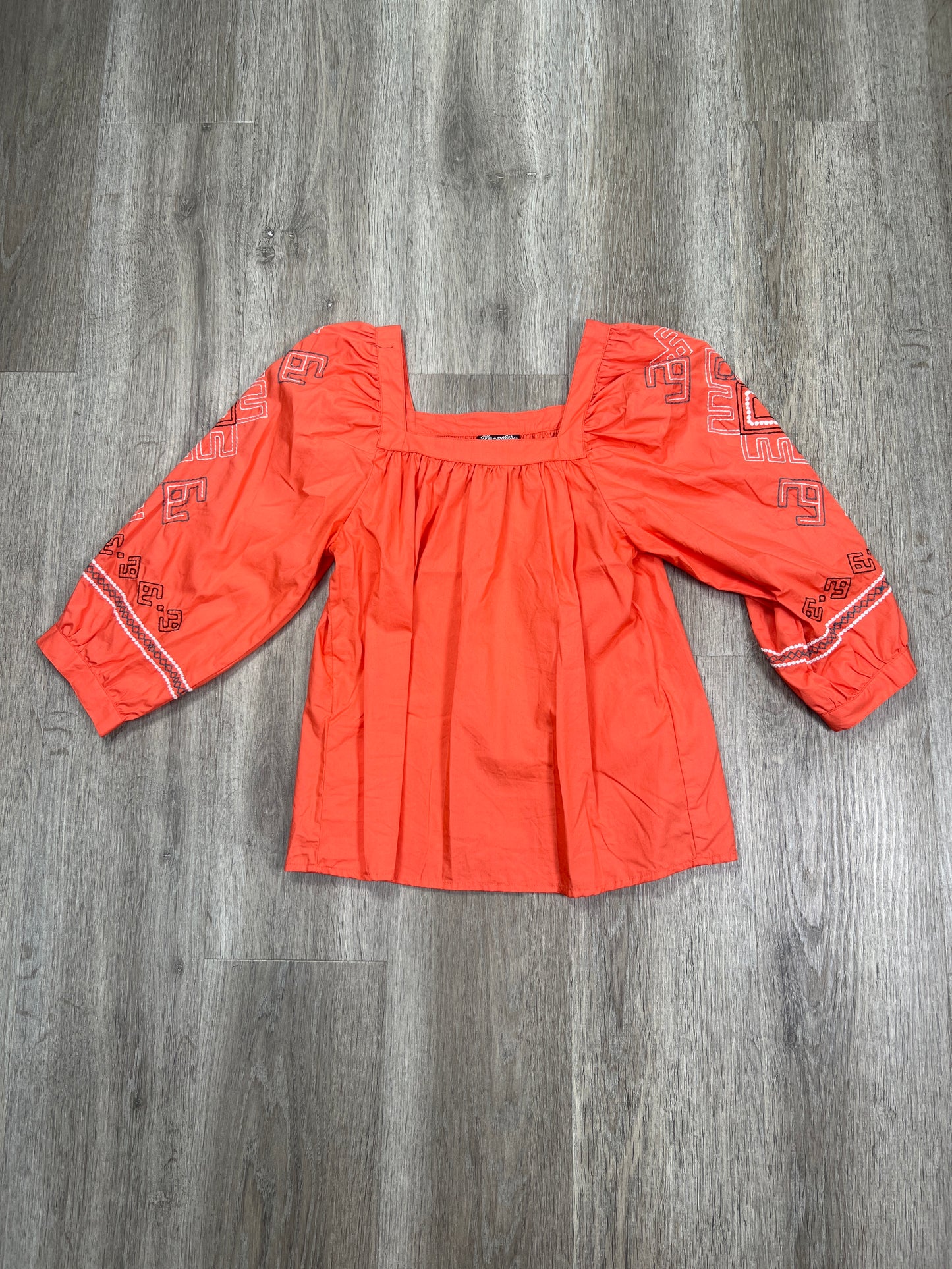 Top 3/4 Sleeve By Wrangler In Coral, Size: S