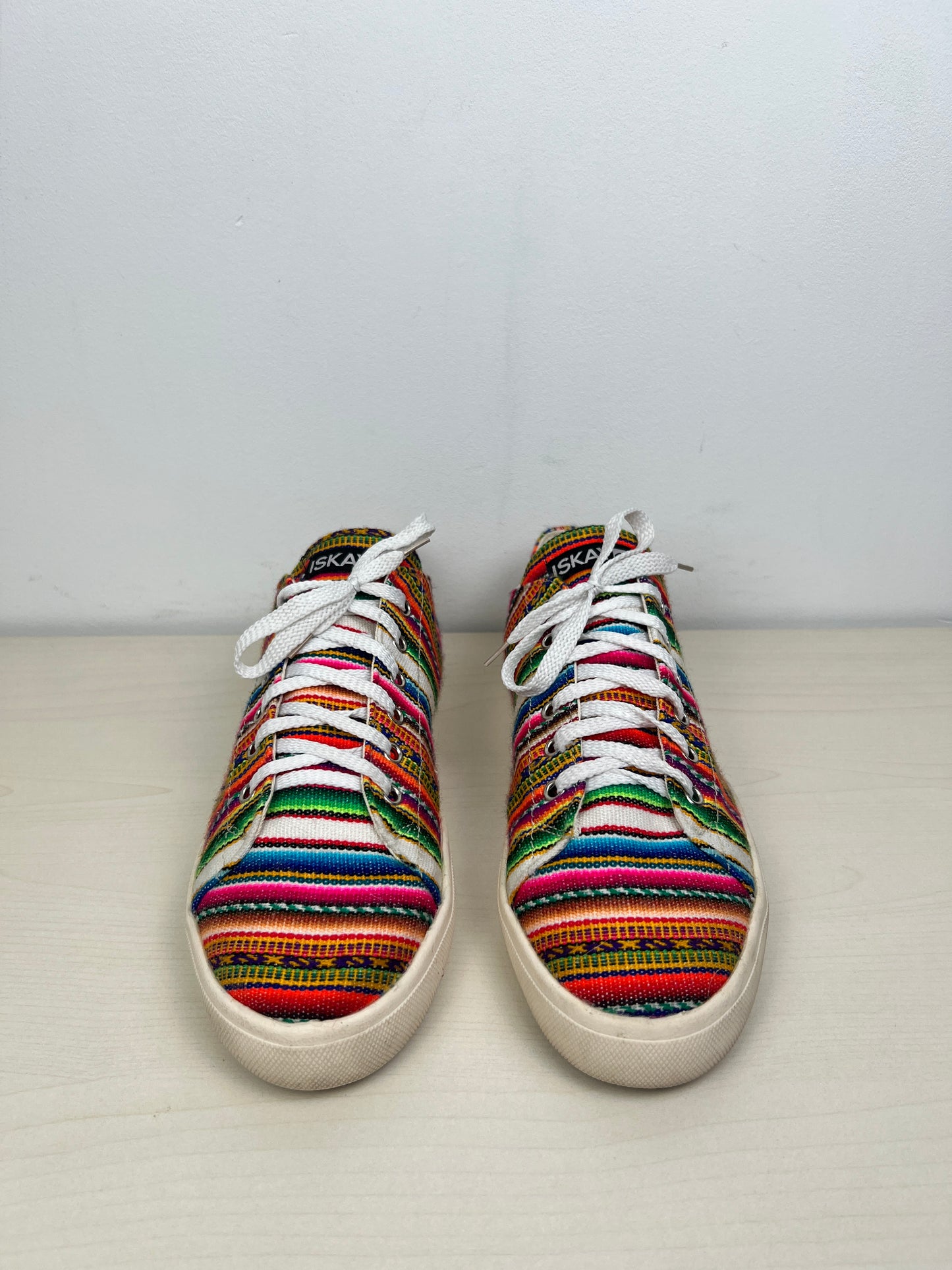 Shoes Flats By Clothes Mentor In Multi-colored, Size: 10