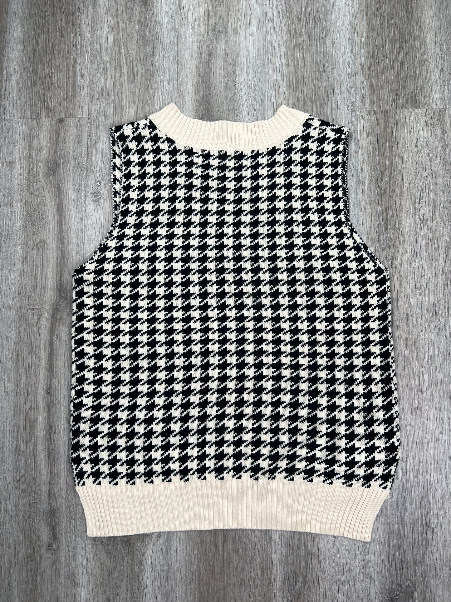 Vest Sweater By Clothes Mentor  Size: Xl