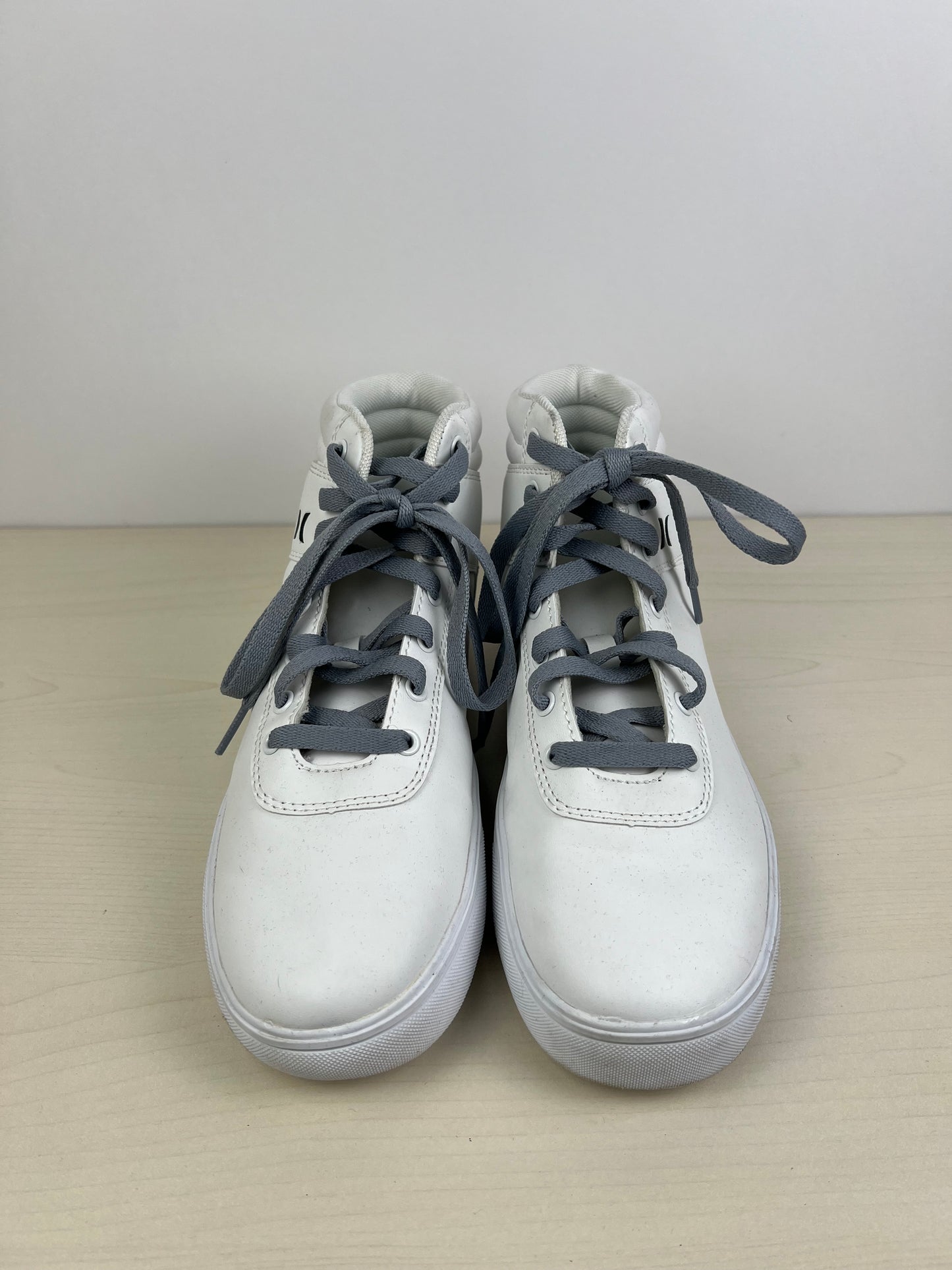 Shoes Sneakers By Hurley  Size: 8