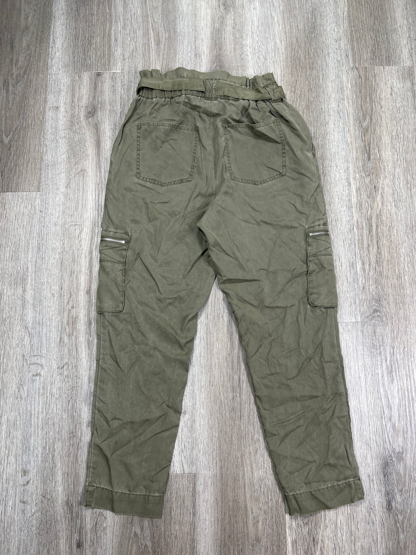 Pants Cropped By Express In Green, Size: S