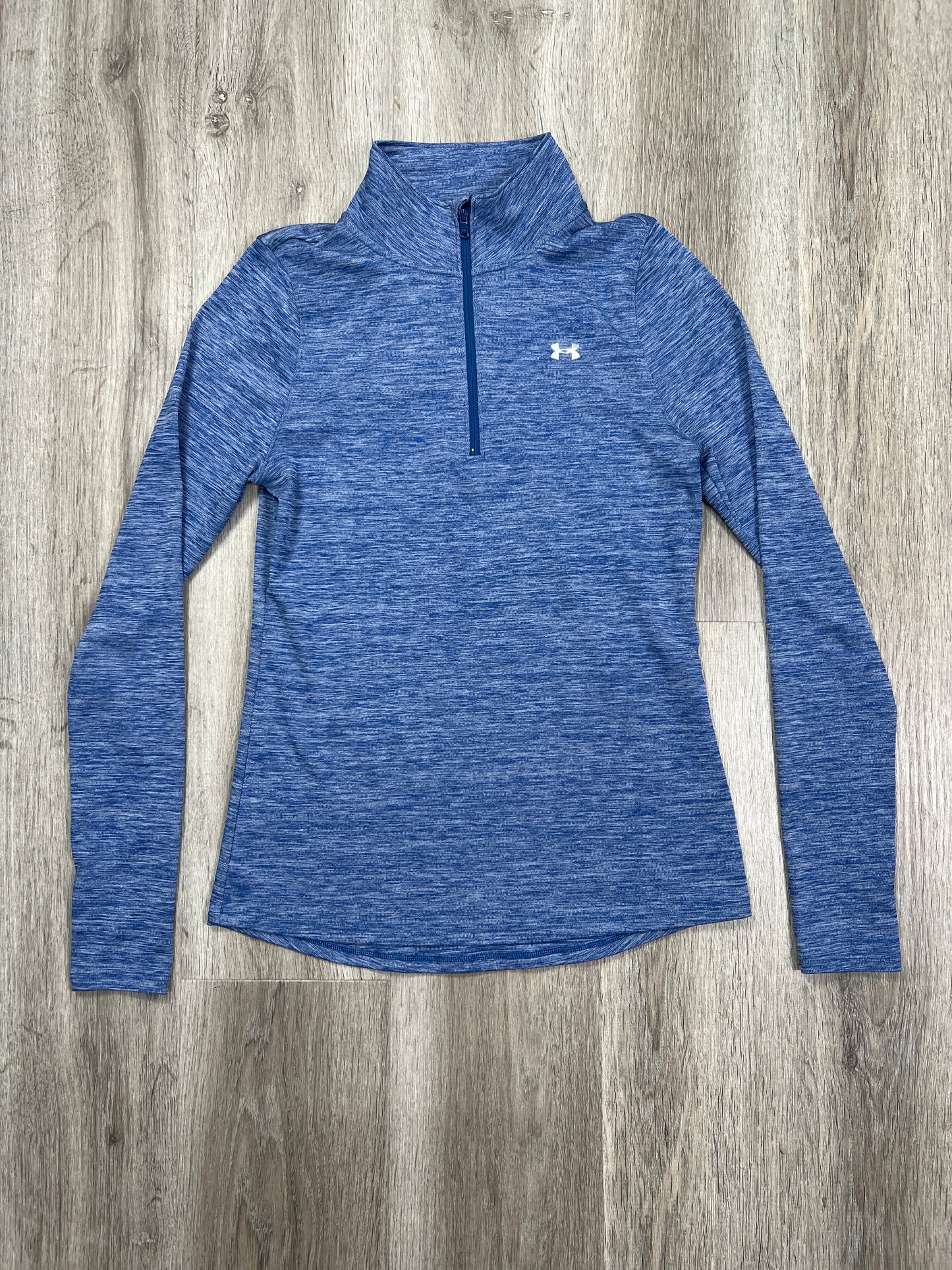 Athletic Top Long Sleeve Collar By Under Armour In Blue, Size: S