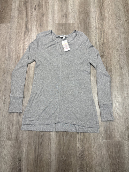 Top Long Sleeve By Allison Joy In Grey, Size: S