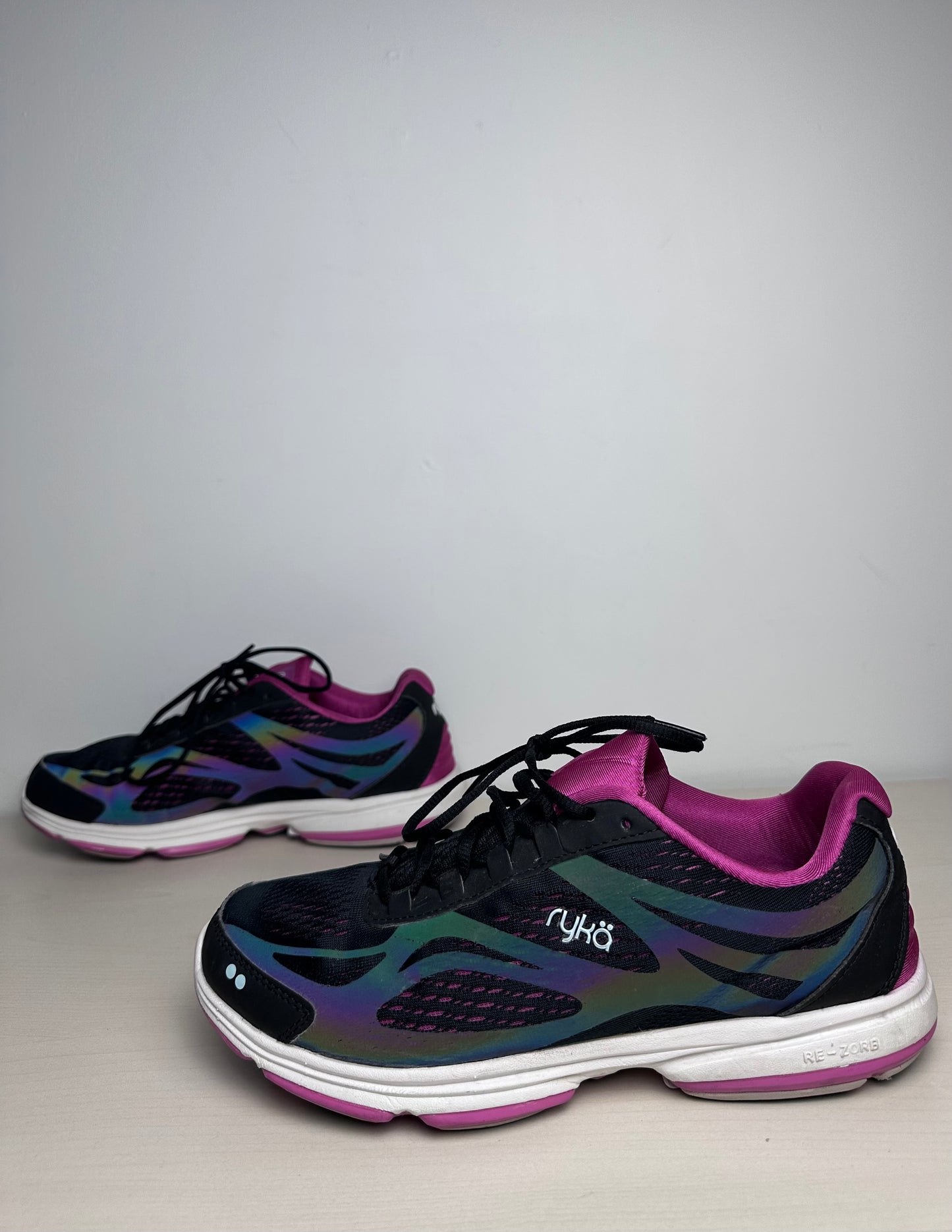 Shoes Athletic By Ryka In Black & Pink, Size: 9.5