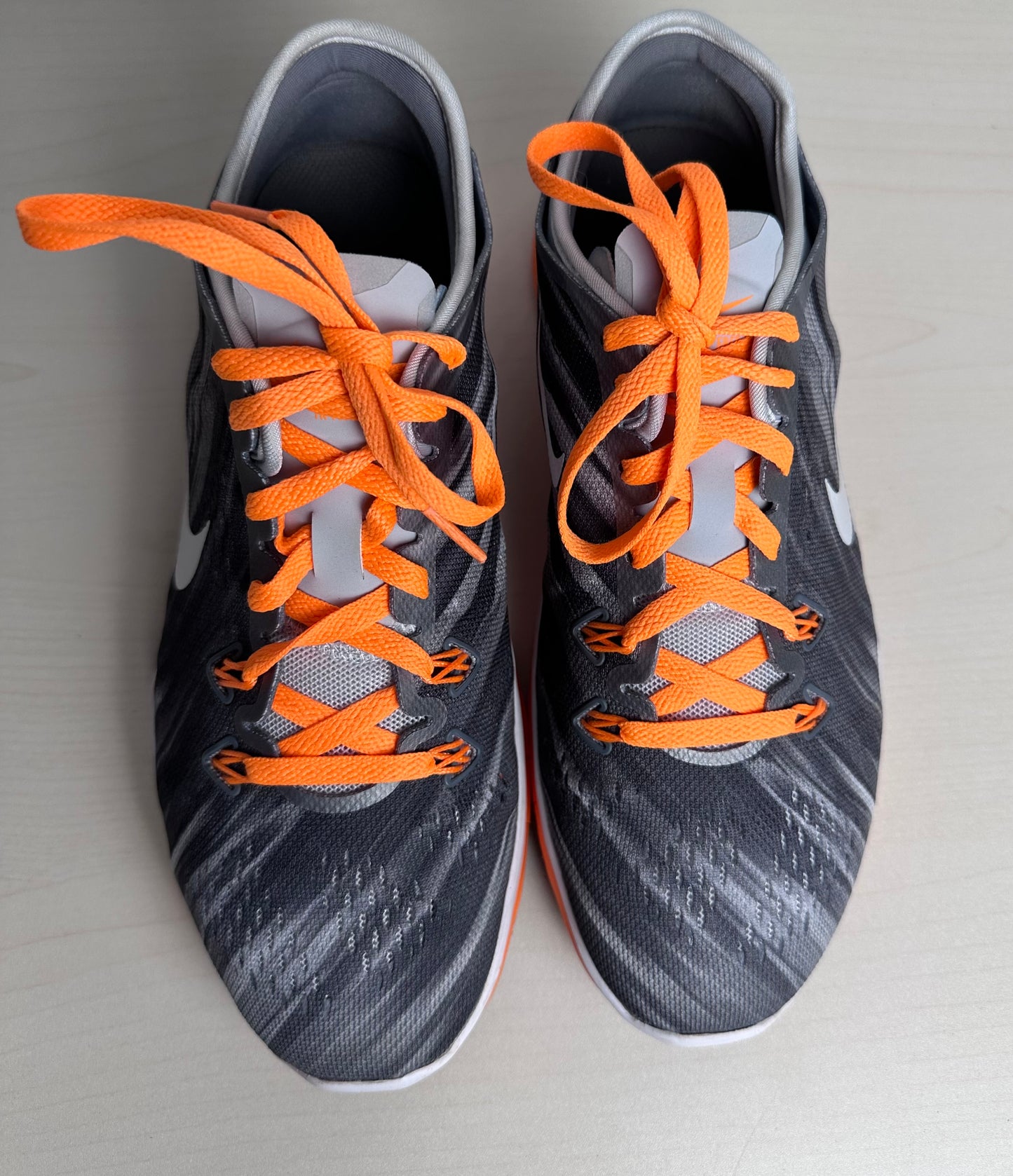 Shoes Athletic By Nike In Grey & Orange, Size: 6.5