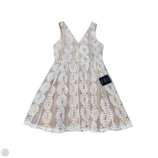 Dress Casual Short By Lulus In White, Size: L