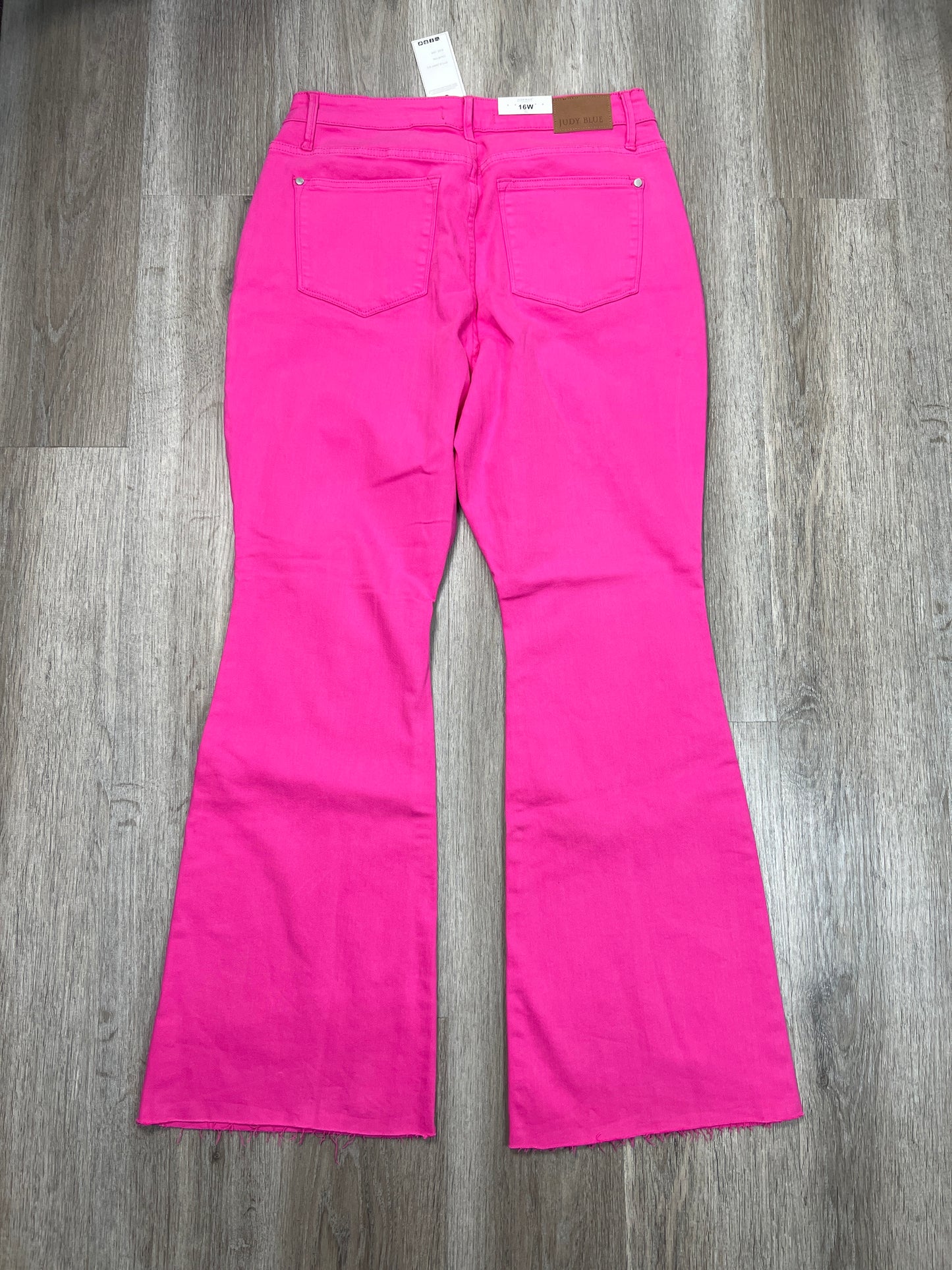 Jeans Flared By Judy Blue In Pink Denim, Size: 16