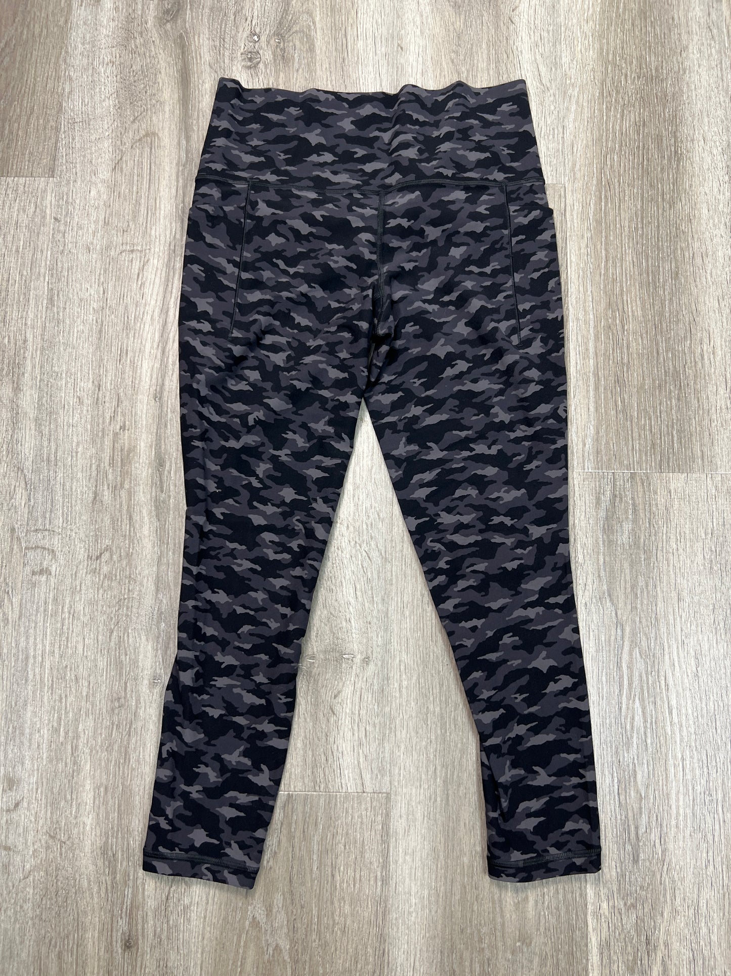 Athletic Leggings By Athleta In Camouflage Print, Size: M