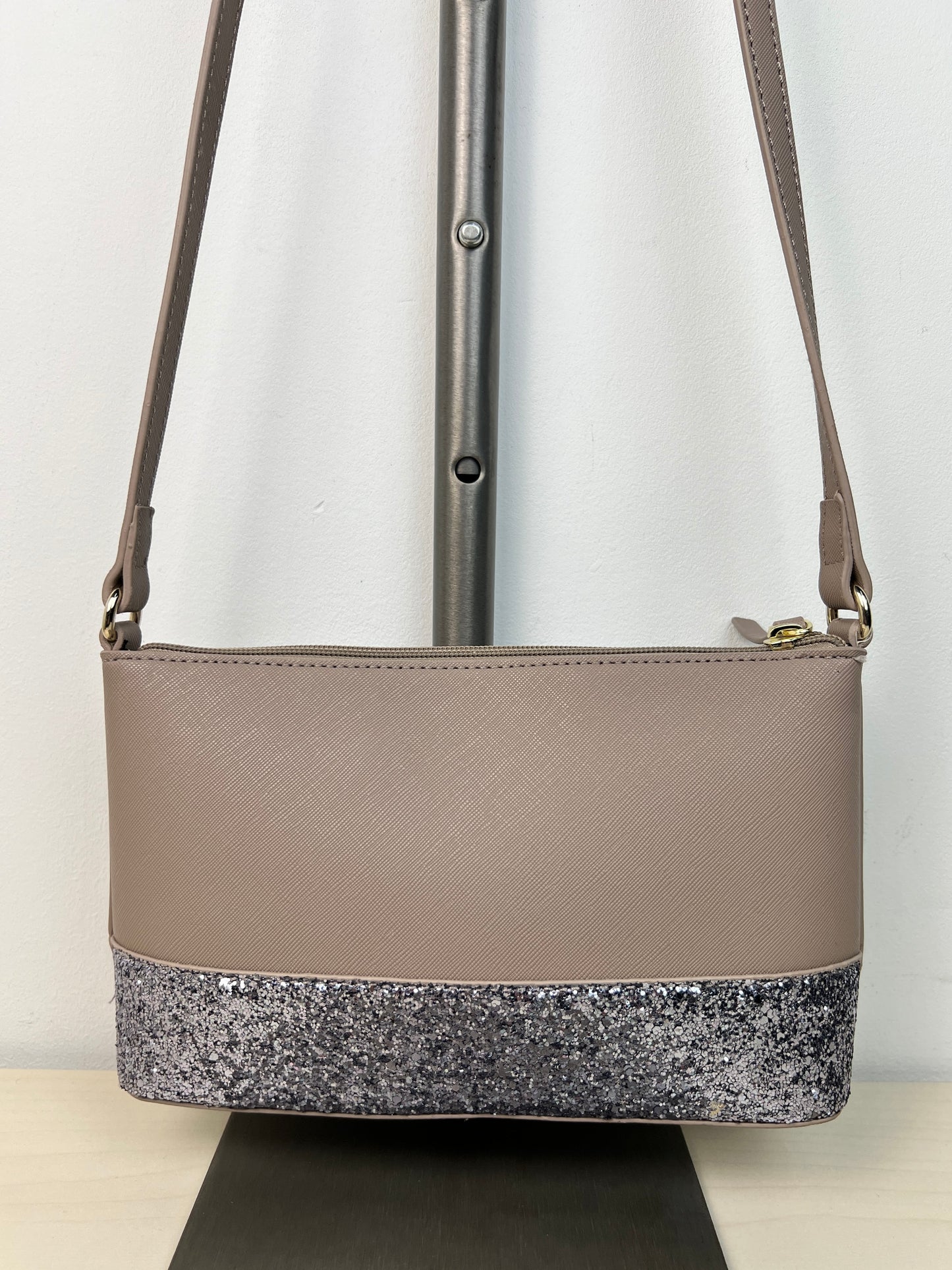 Crossbody Designer By Kate Spade, Size: Small