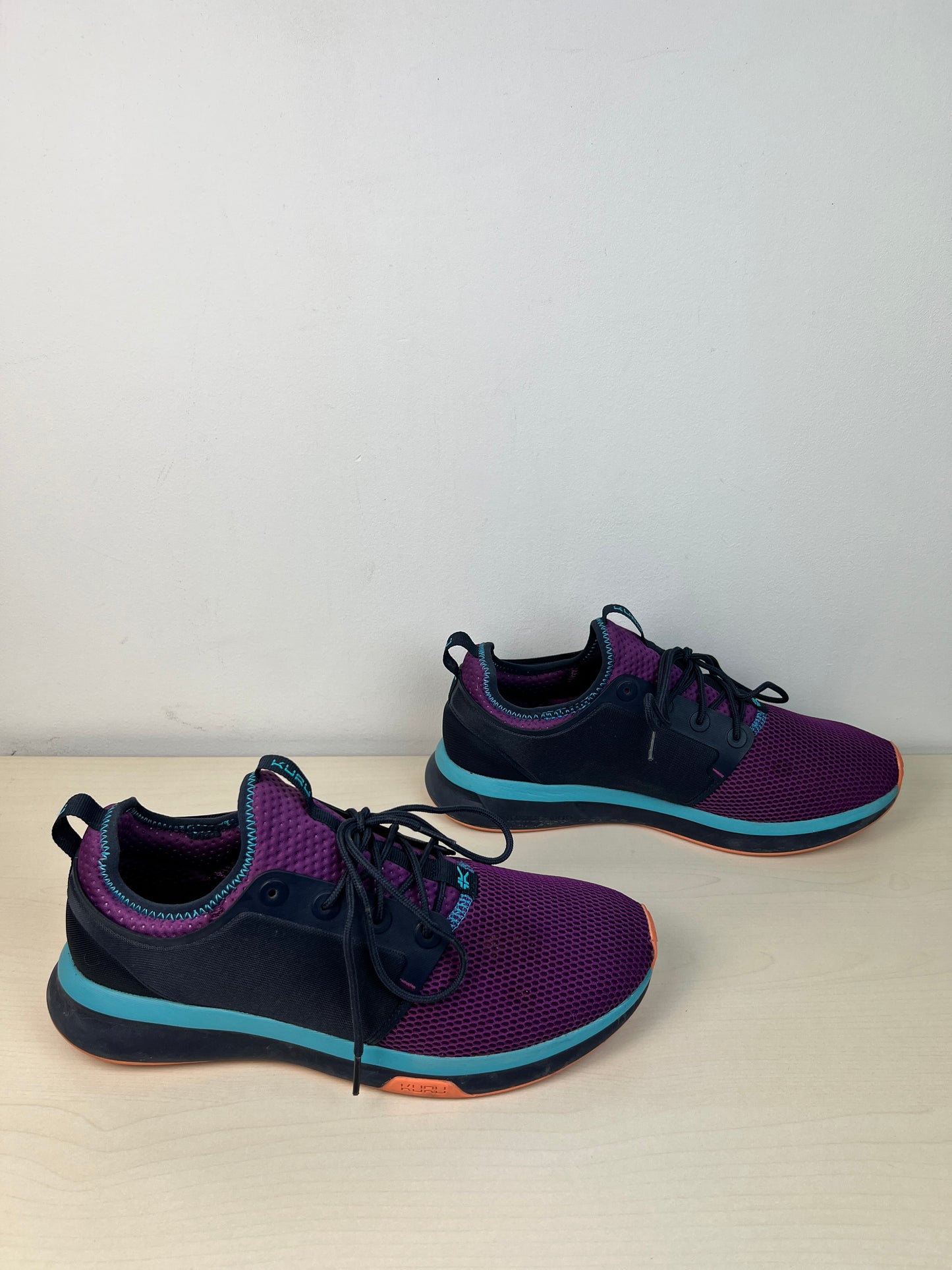 Shoes Athletic By KURU In Purple, Size: 11.5