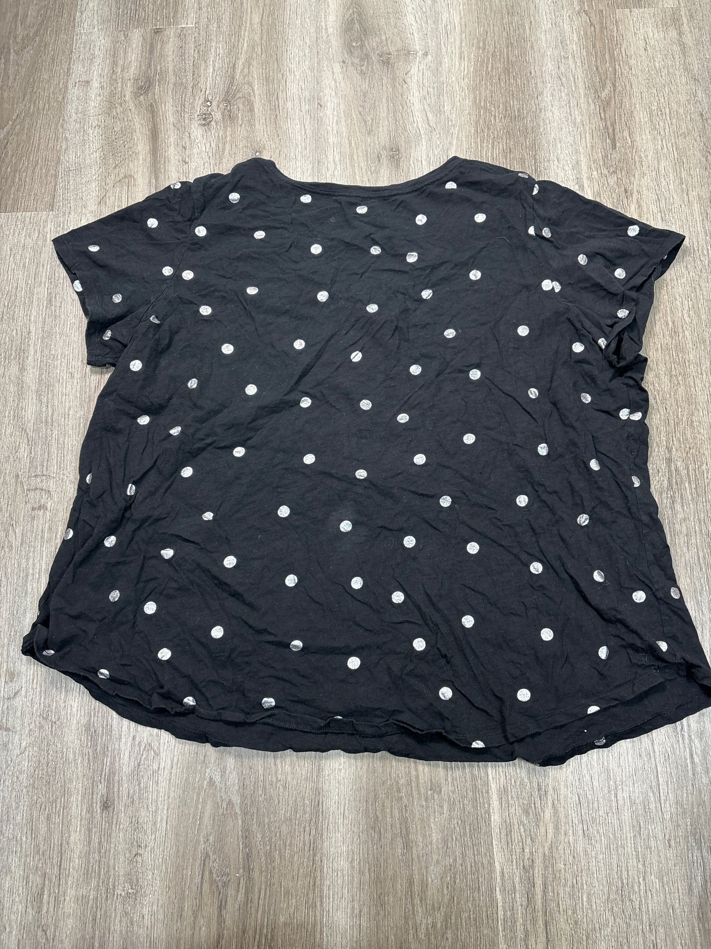 Top Short Sleeve By Old Navy In Black, Size: 4x